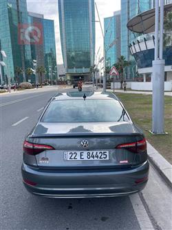 ڤۆڵکسواگن جێتا